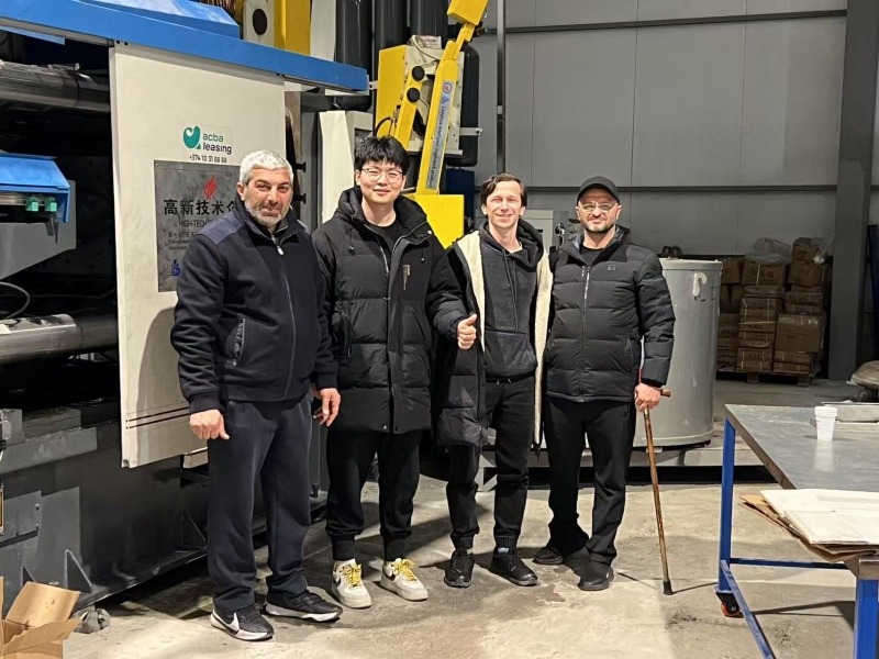 Dans - Communication en profondeur, construire un nouvel avenir pour Die - Casting - un record de la visite des clients arméniens