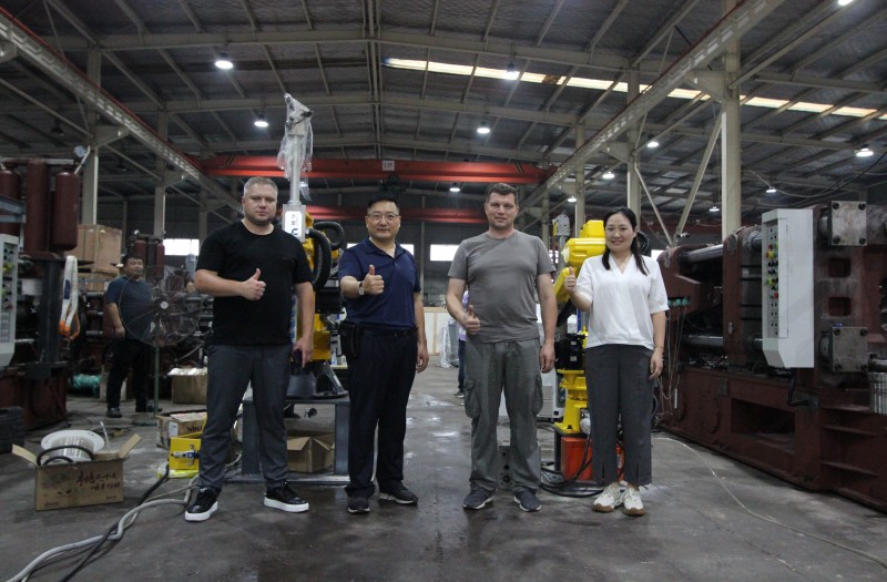 Bienvenue aux clients biélorusses pour visiter notre usine